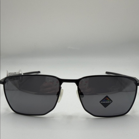 Oakley Black Sunglasses OO4142 No Case - Picture 1 of 4